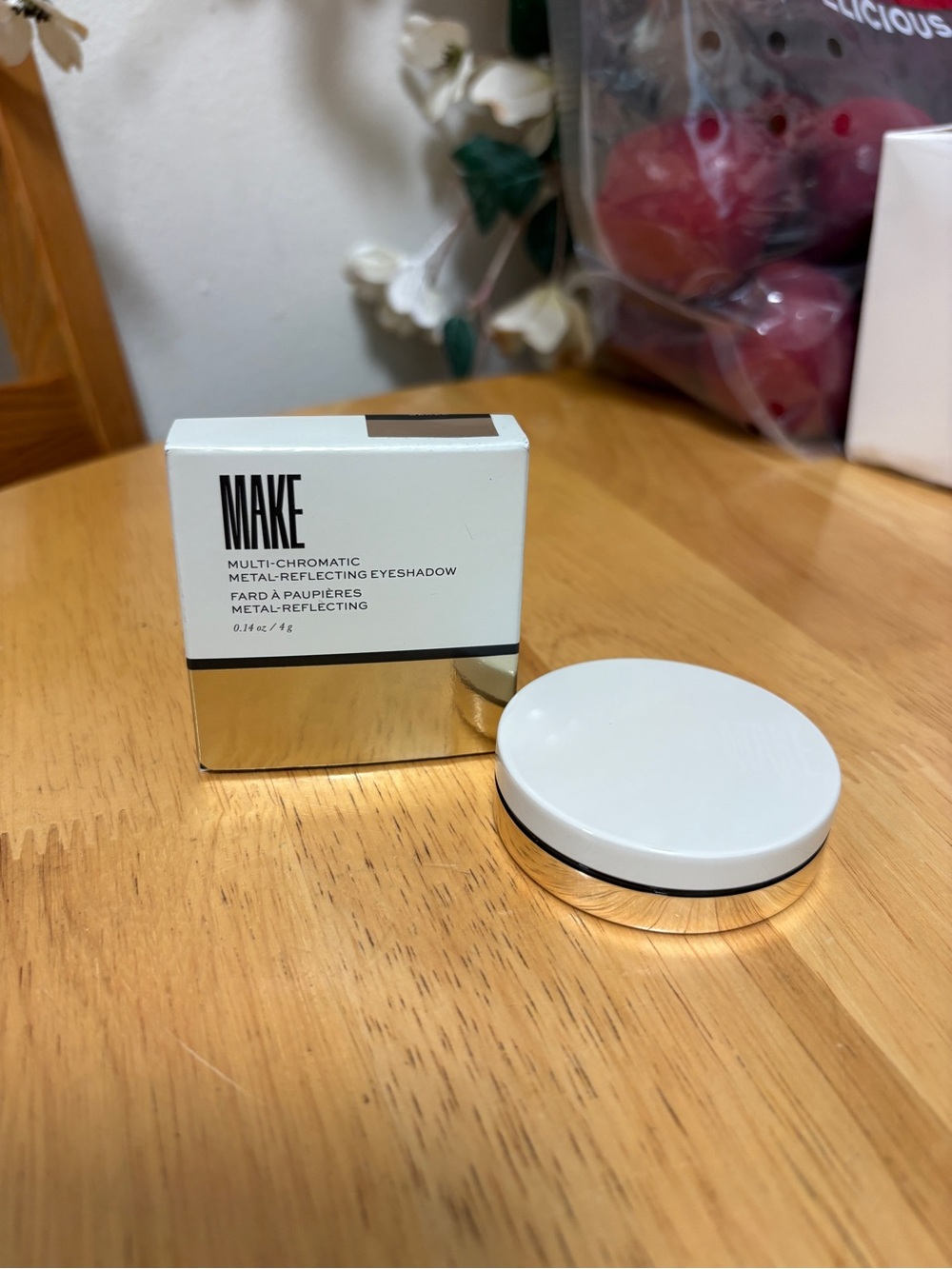MAKE Beauty Multi-Chromatic Metal-Reflecting Eyeshadow In Glaze, 0.14oz, BNIB